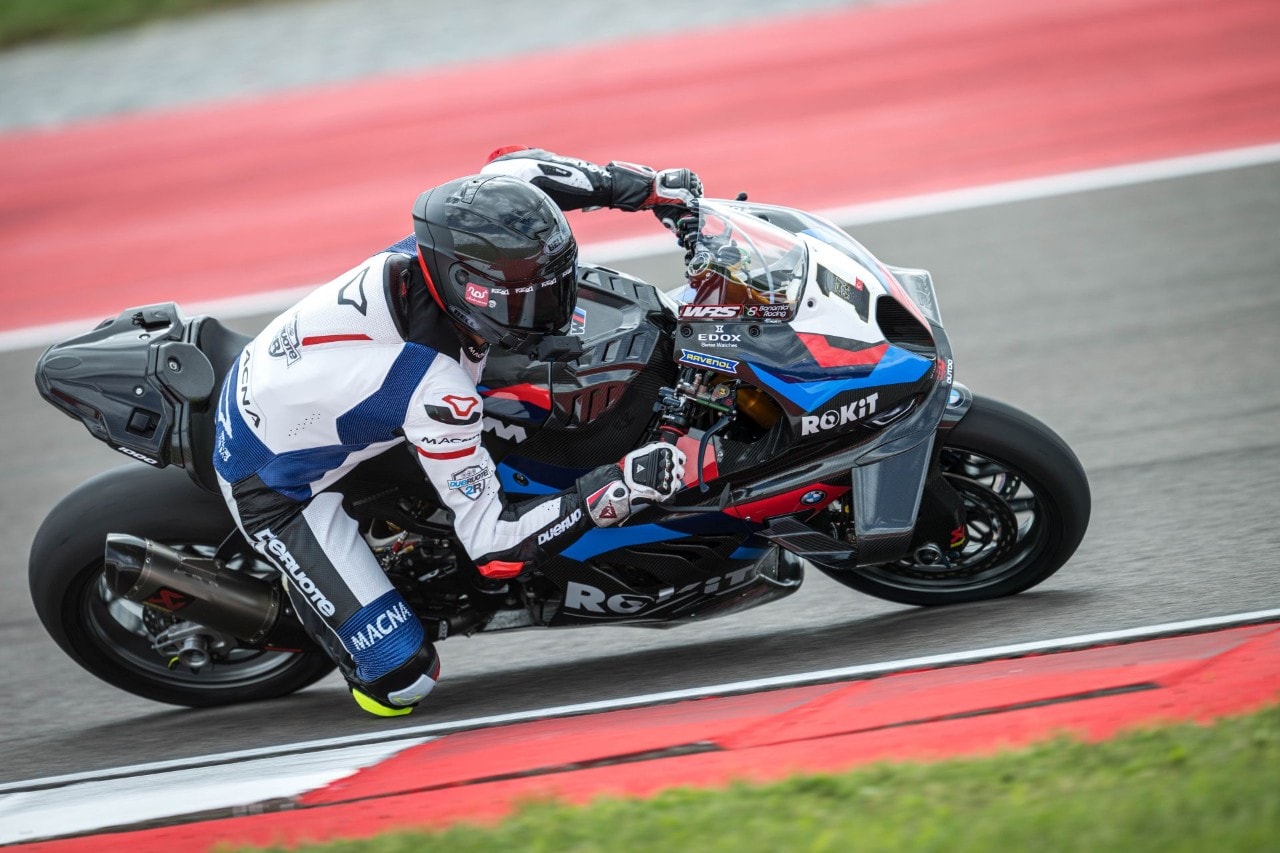 DueruoteTG #238 - Abbiamo guidato in pista la BMW che corre in SBK! 